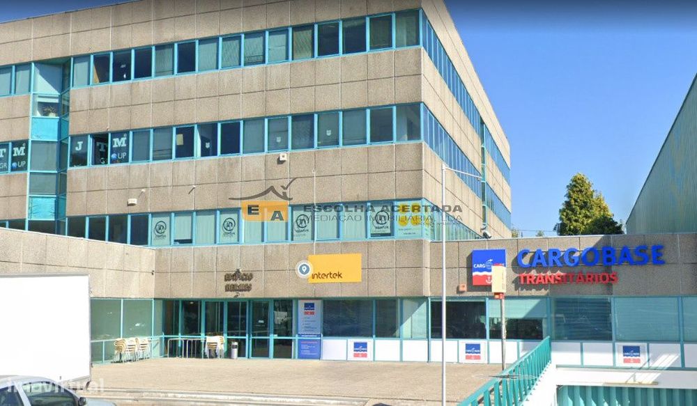 Escritório em centro Empresarial junto ao Aeroporto