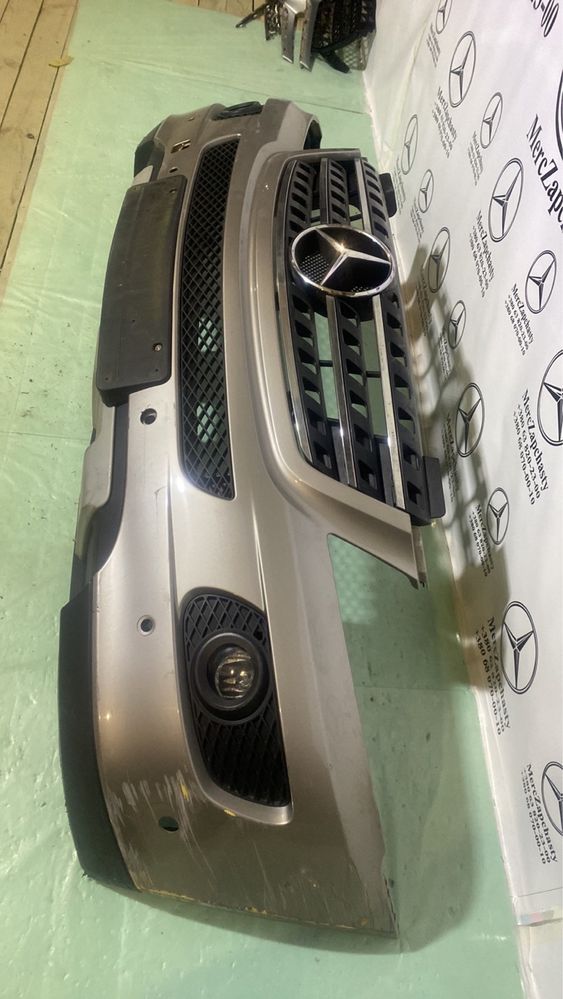 Mercedec w 164 ml бампер передній