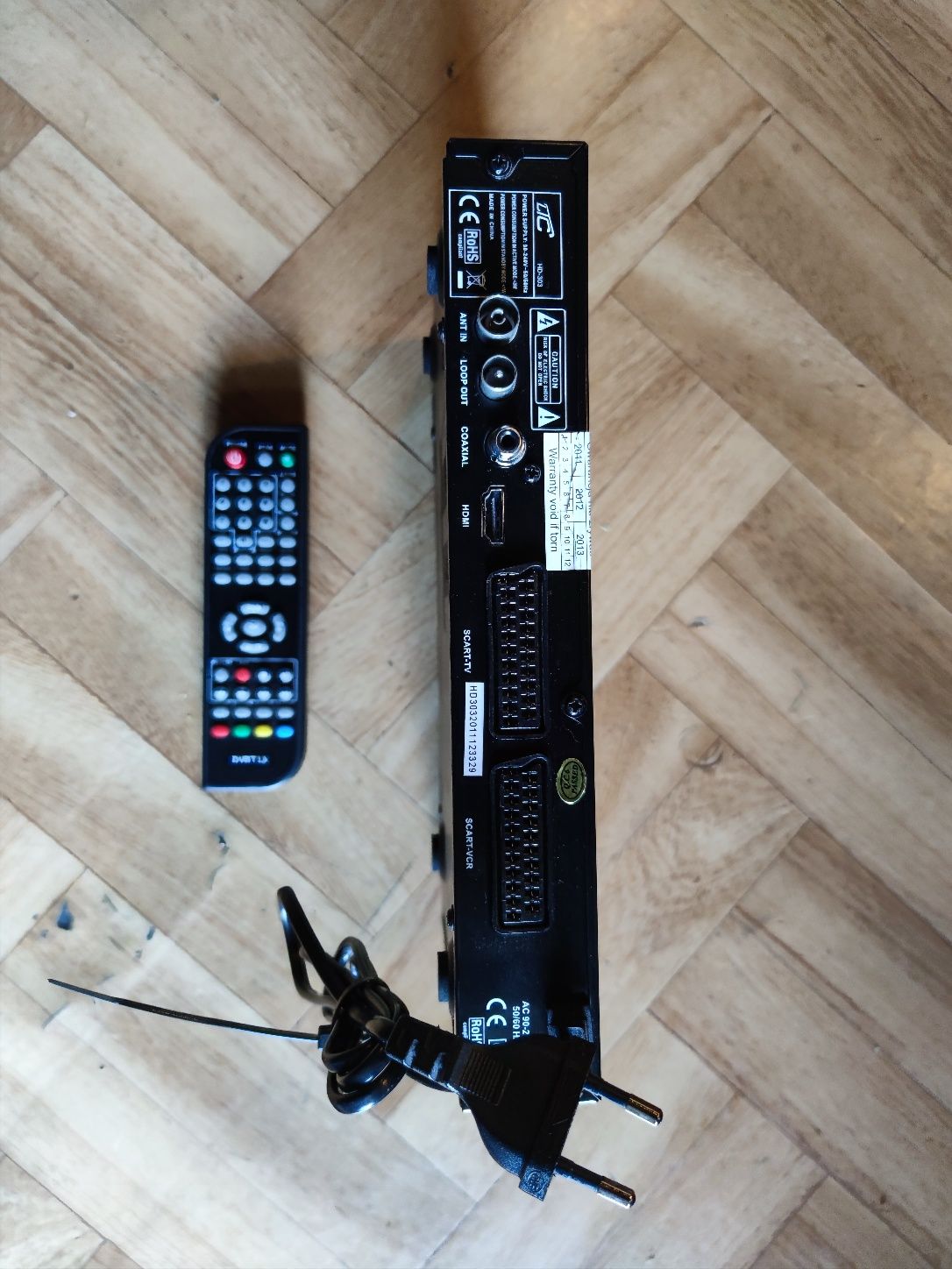 Dekoder tuner DVB-T LTC HD-303 z pilotem