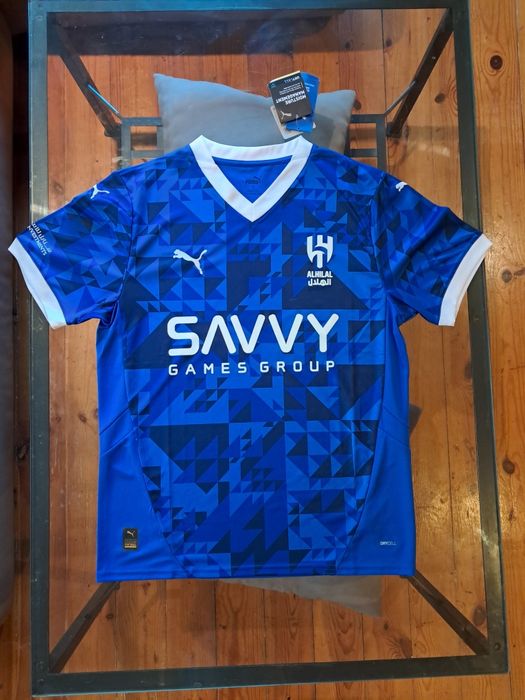 Nowa Puma AlHilal, L