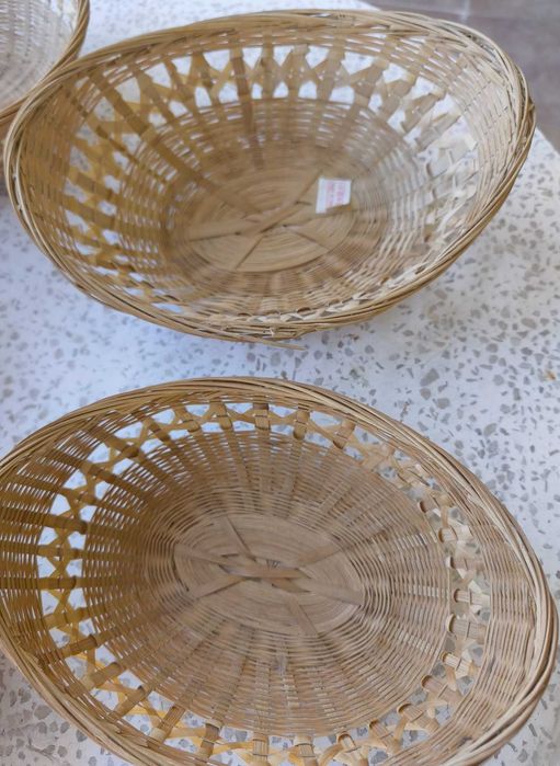 Diversos Cestos para Pão