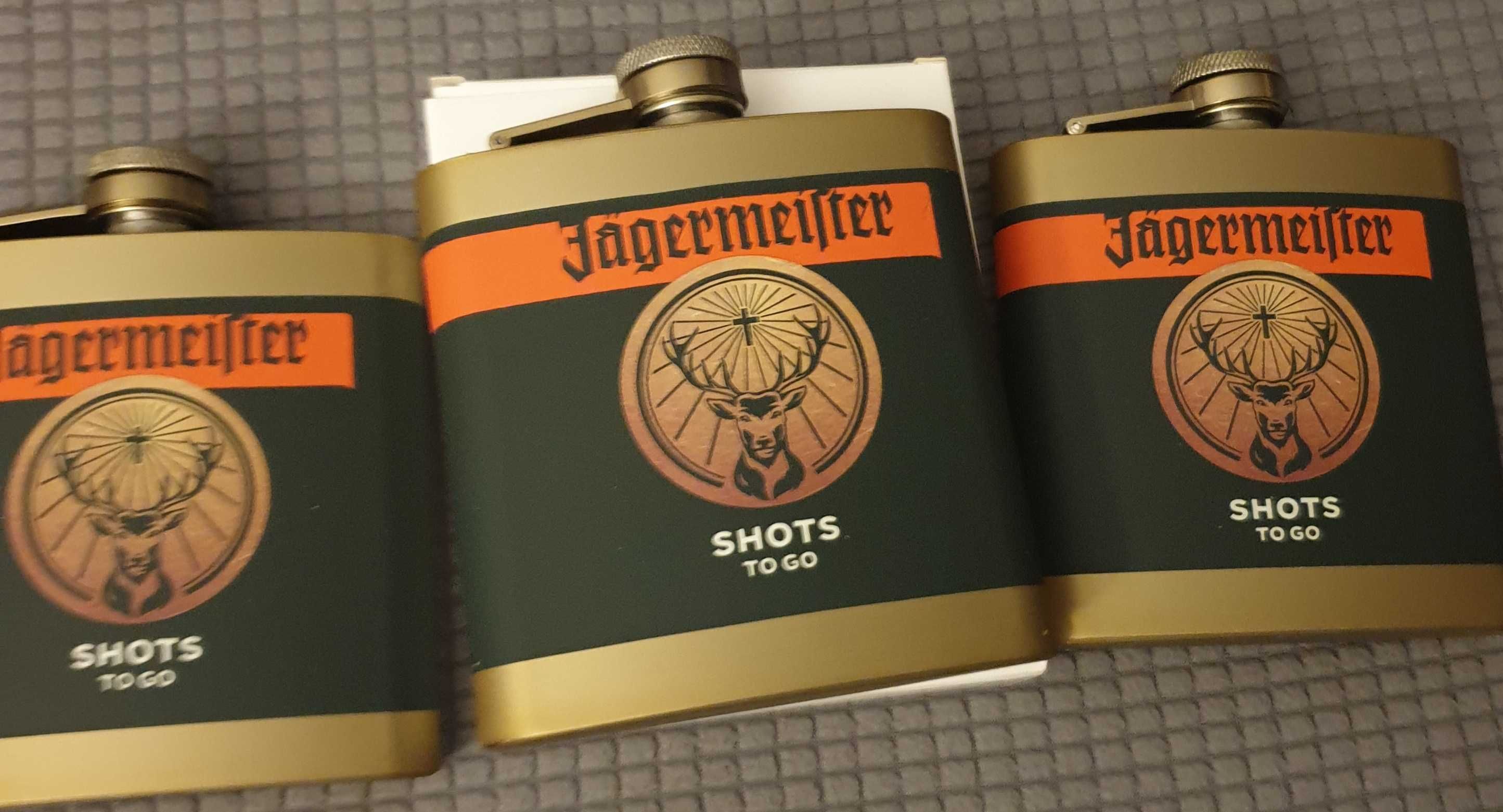 Piersiówka Jagermeister nowa.