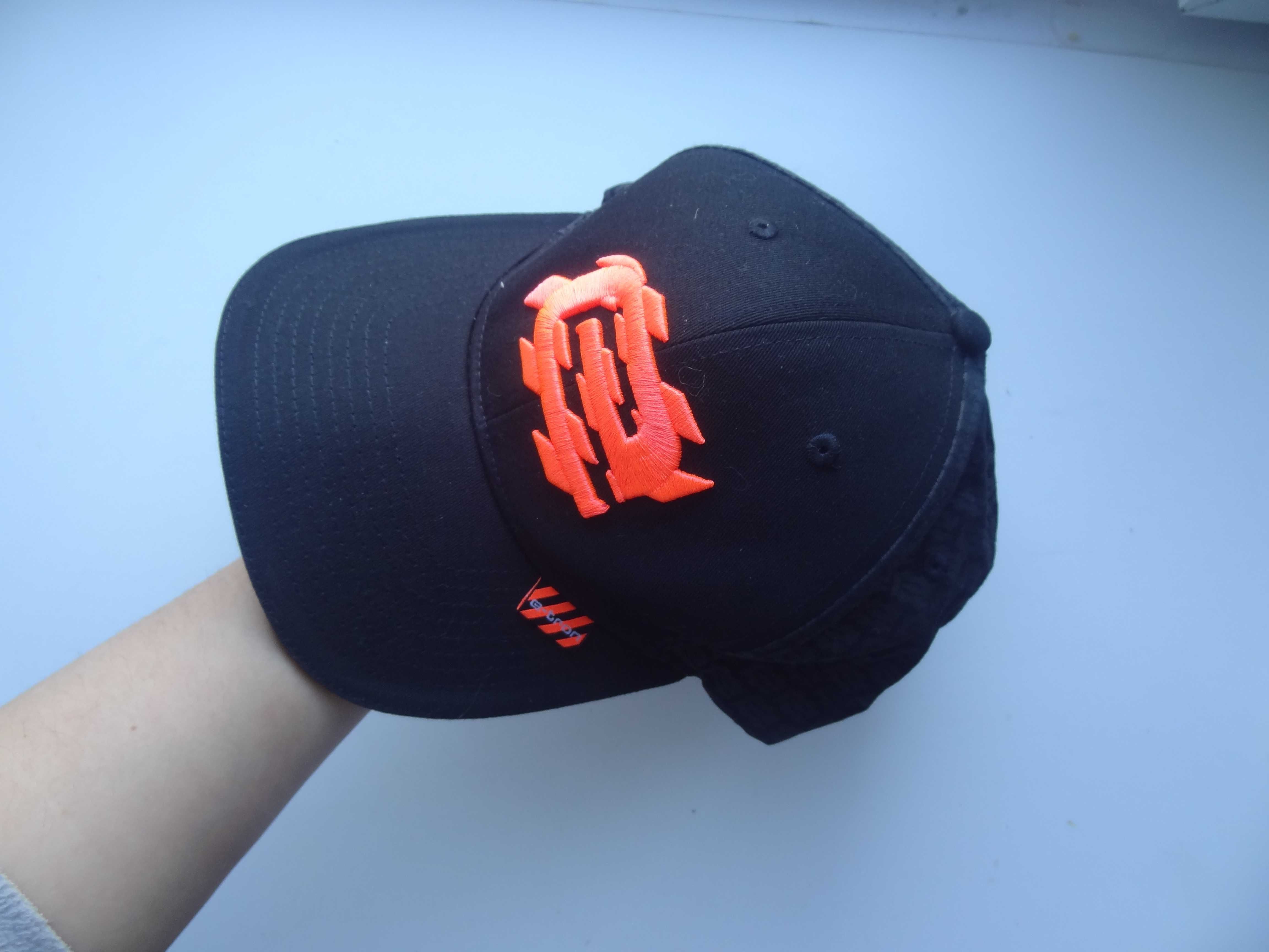 Бейсболка audi snapback cap e-tron, black оригінал нова