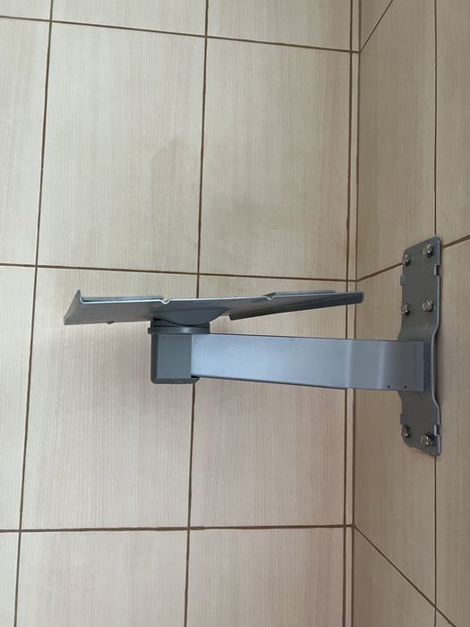 Поличка навісна під ТВ