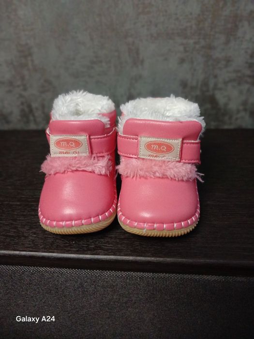 Дитяче.   Взуття