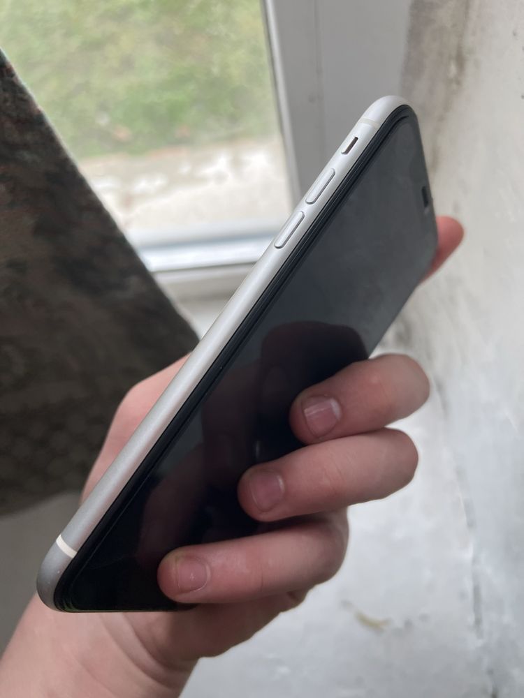 iPhone 11 64gb r sim СРОЧНО