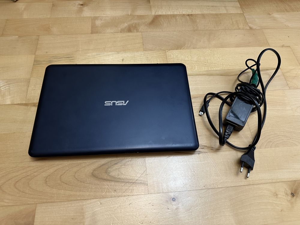 Laptop Asus F205T 11,6 cala