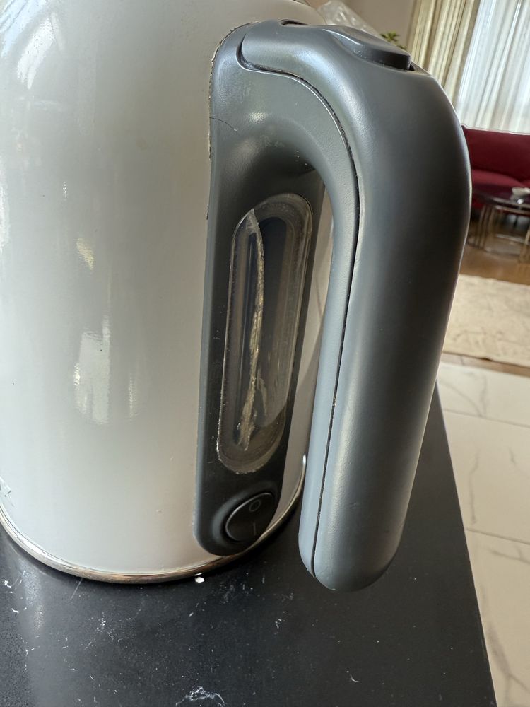 Чайник электричний Kenwood, об - 1,6 л метал