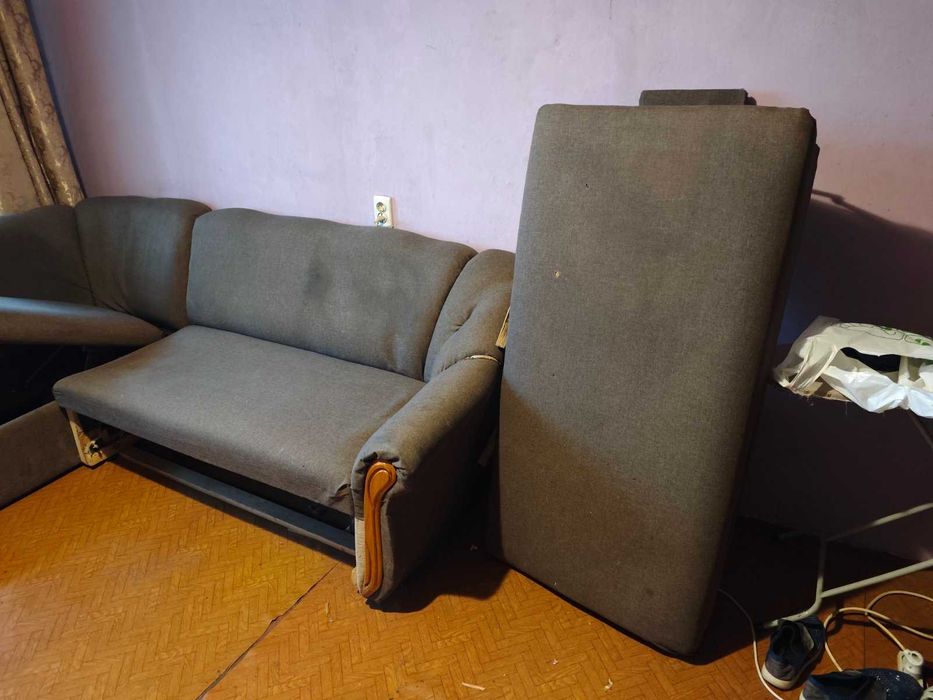 Диван безкоштовно
