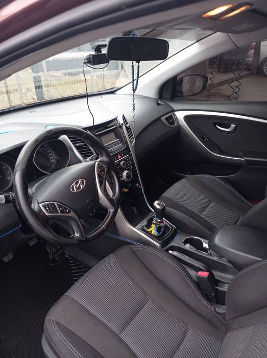 Автомобіль Hyundai j30