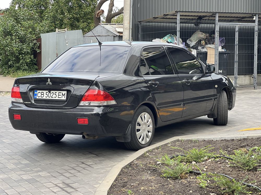 Продам авто лансер 9