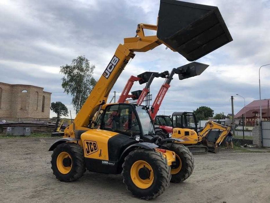 Оренда екскаватор , навантажувач. JCB 3-4 CX.