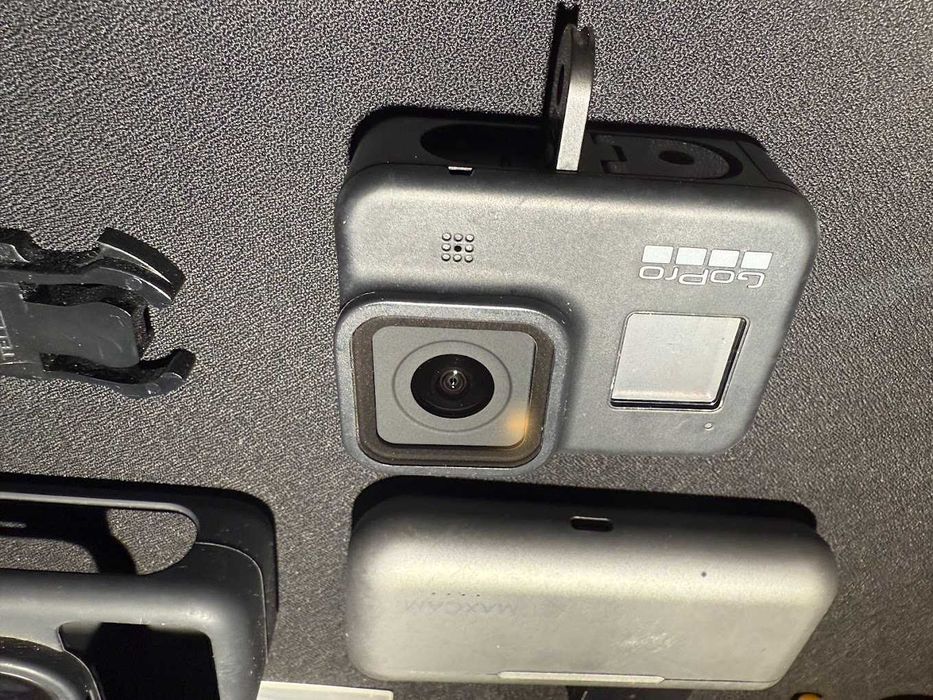 GoPro Hero 8 Black + Sporo Akcesoriów (Duzy Zestaw) - Black Friday