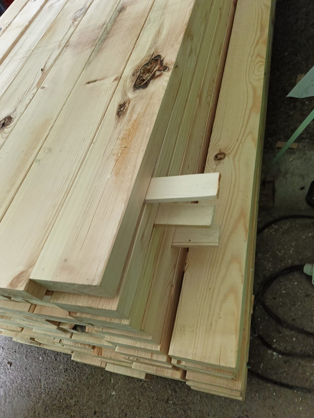 drewno konstrukcyjne 45x120  suche i heblowane
