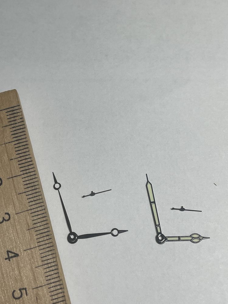 Стрілки для годинника Молнія