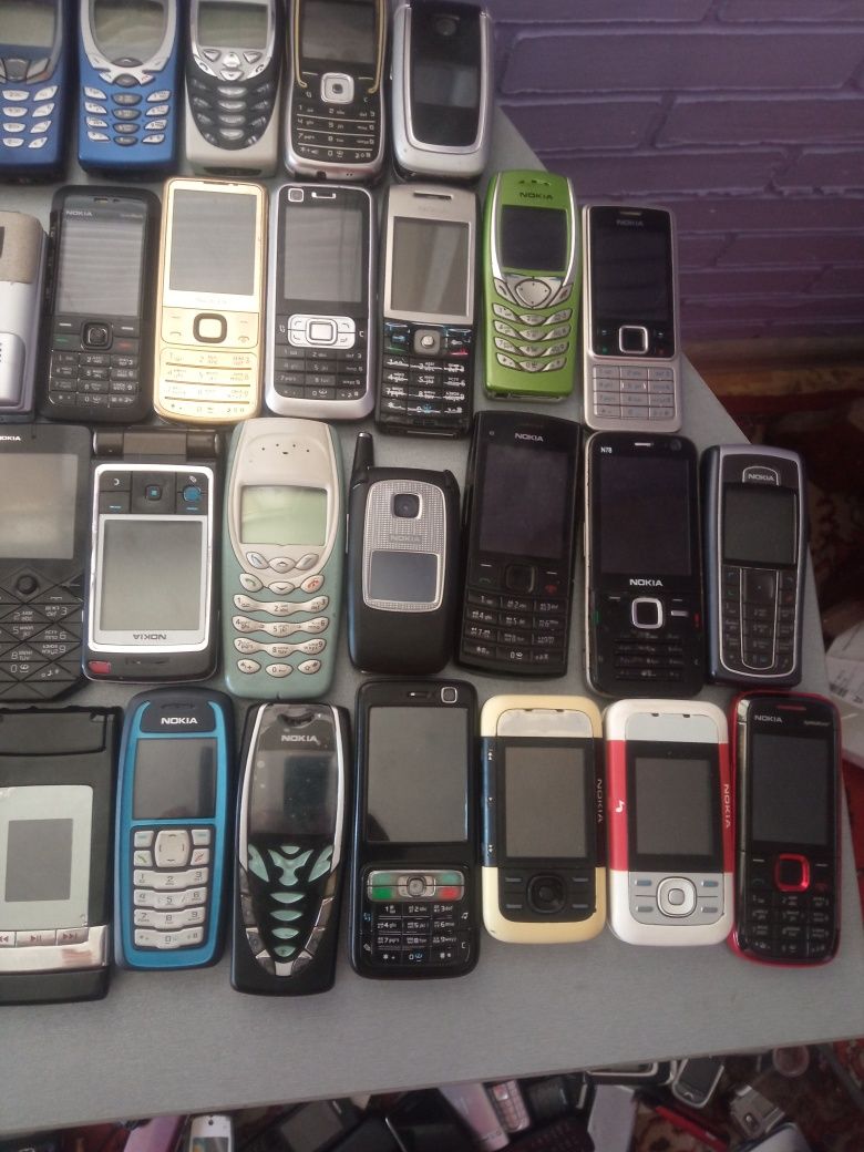 Лот телефонів Nokia