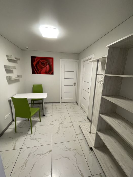 Здам в оренду кабінет , місце для майстра манікюру