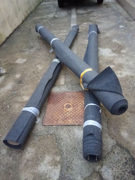 Rolos de Alcatifa Rapada Cinza Rato