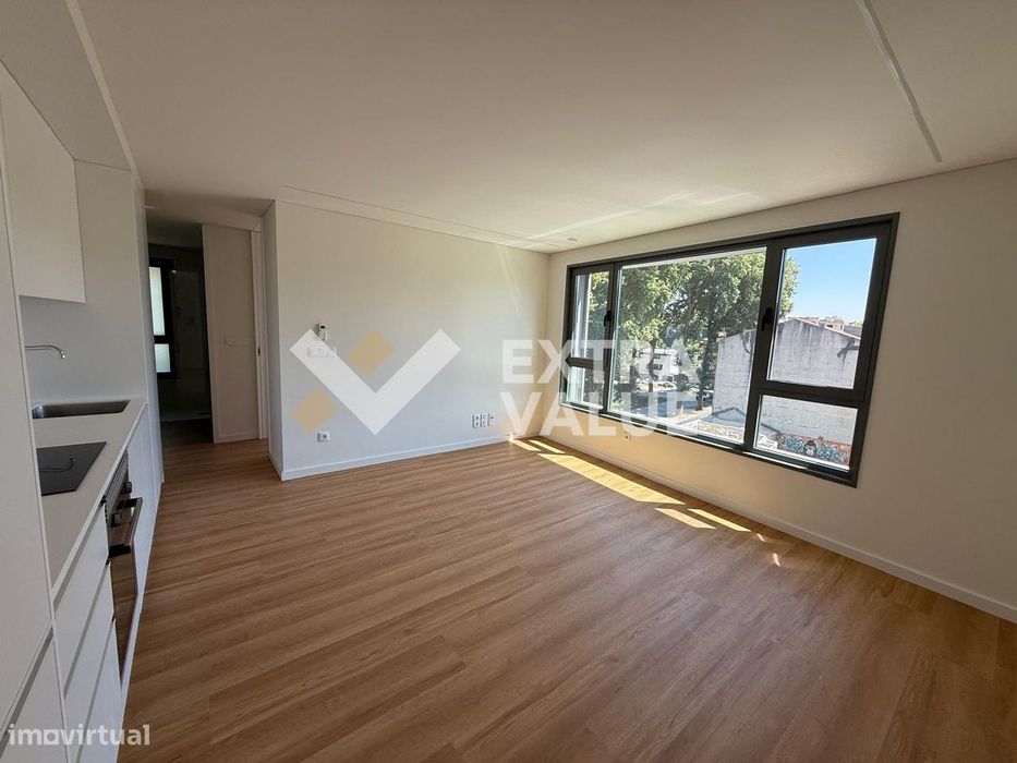 Apartamento T1+1 Venda em Paranhos,Porto