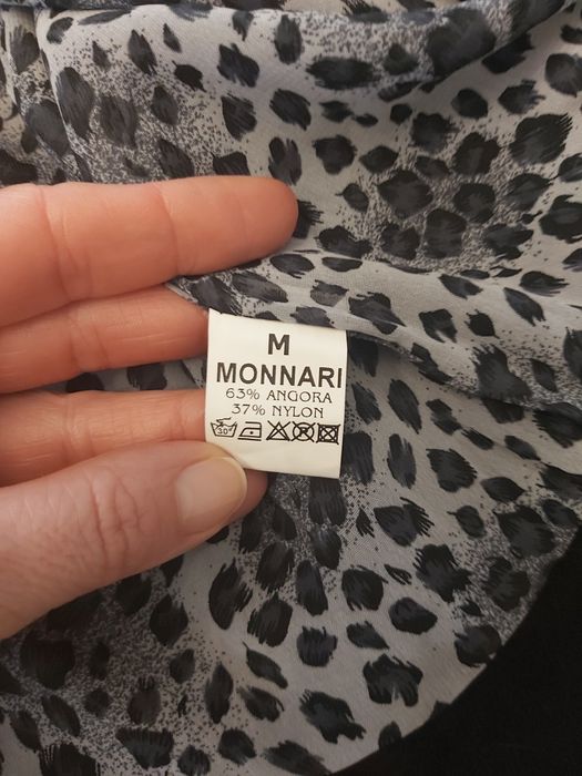 Czarny krótki sweterek sweter narzutka żakiet sexi panterka monnari M