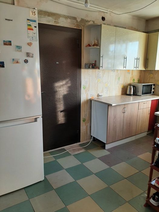 Здається кімната в гуртожитку