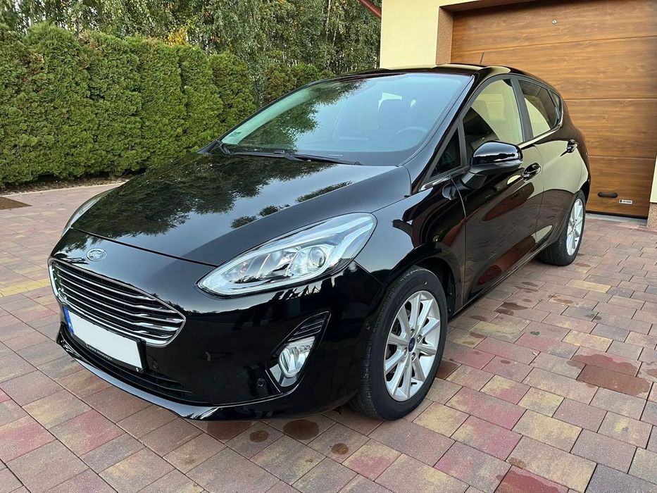 Ford Fiesta salon polska podgrzewane fotele szyba titanium kamera fiesta ford