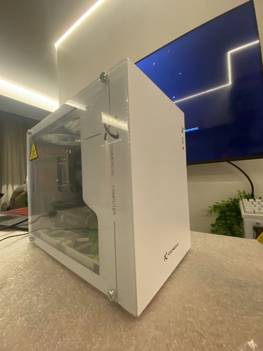 Потужний ПК R5 5500 , 1080ti, DDR4 32gb 3200, B550 Не вмикається