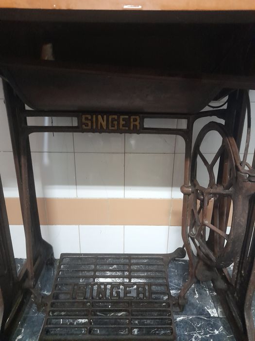 Maquina costura Vintage