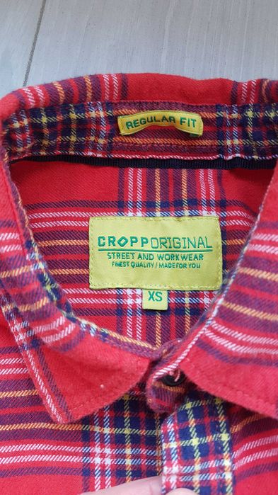 Koszula damska Cropp w rozmiarze XS.