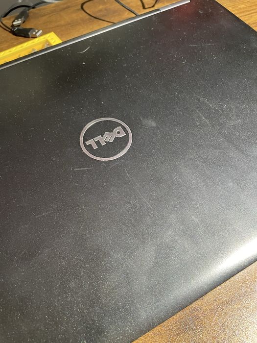 Laptop DELL 5580 i5 - 7gen/RAM 16GB /SSD 238GB Windows 11 Pro