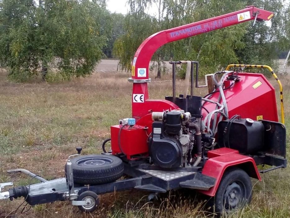 Rębak rozdrabniacz  do drewna gałęzi wynajem Konin Turek Kiszewy +pozo