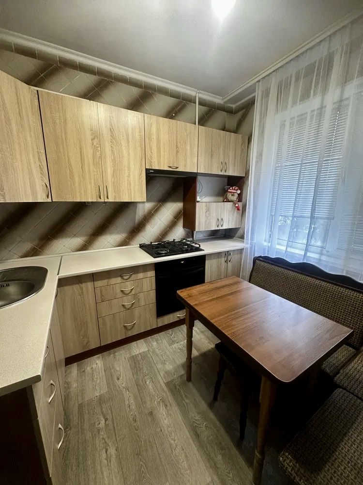 ПРОДАМ 2 кімнатну квартиру на ПІЩАНОМУ МАСИВІ