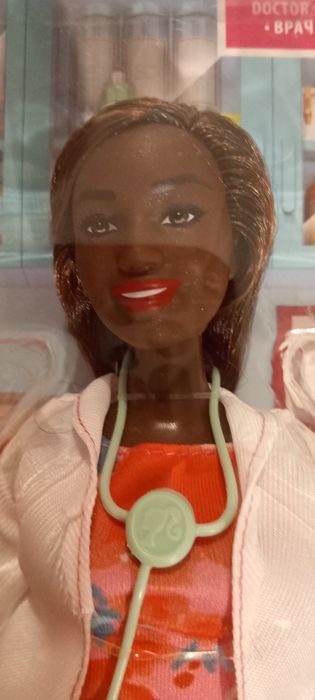 Bonecas Barbie novas