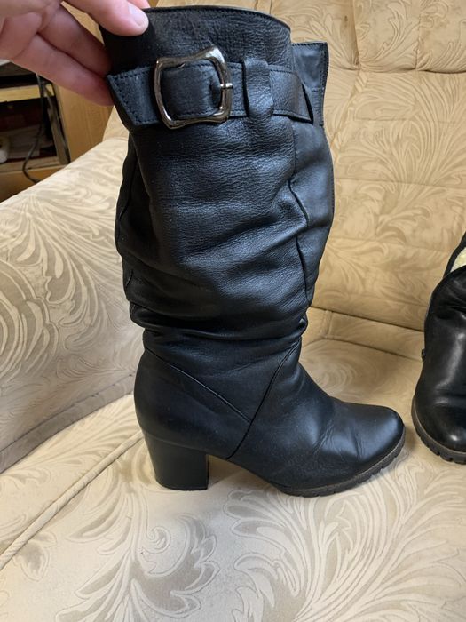 Зимові жіночі чоботи