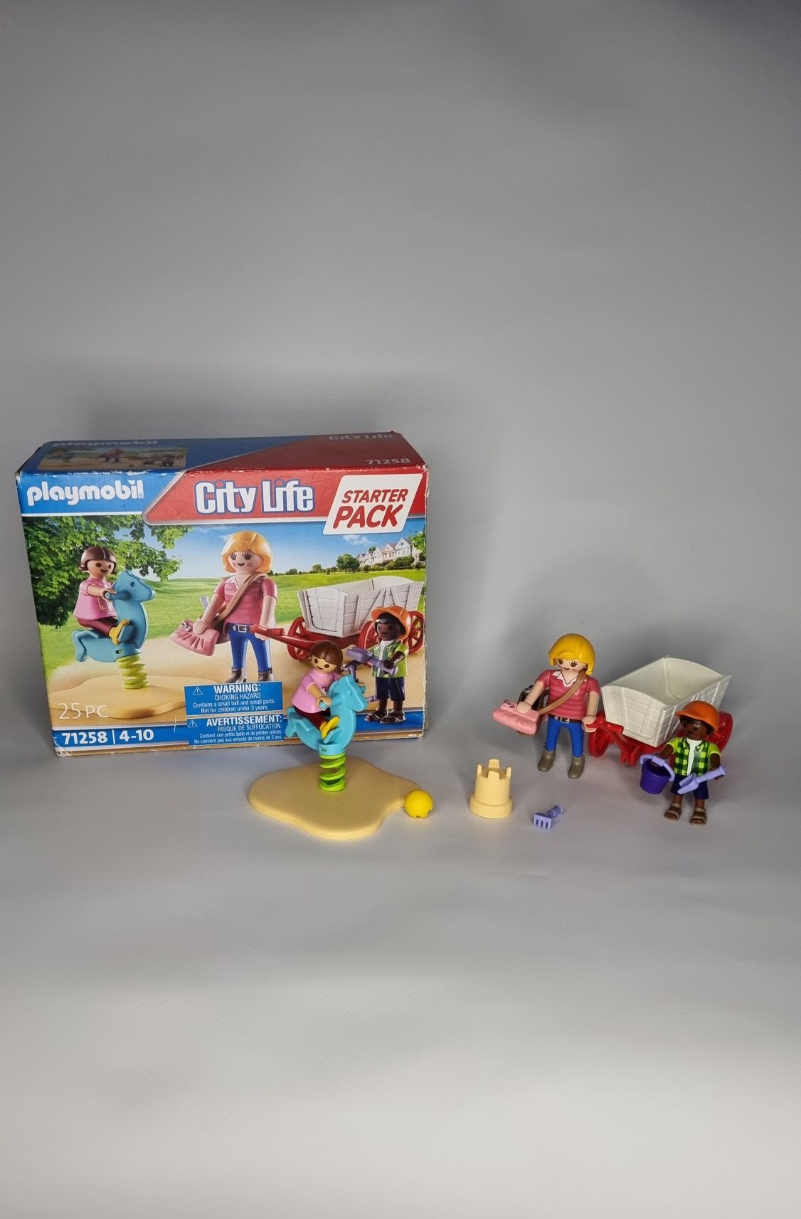 Zestaw Playmobil 71258 Opiekunka z dziećmi na spacerze wózek