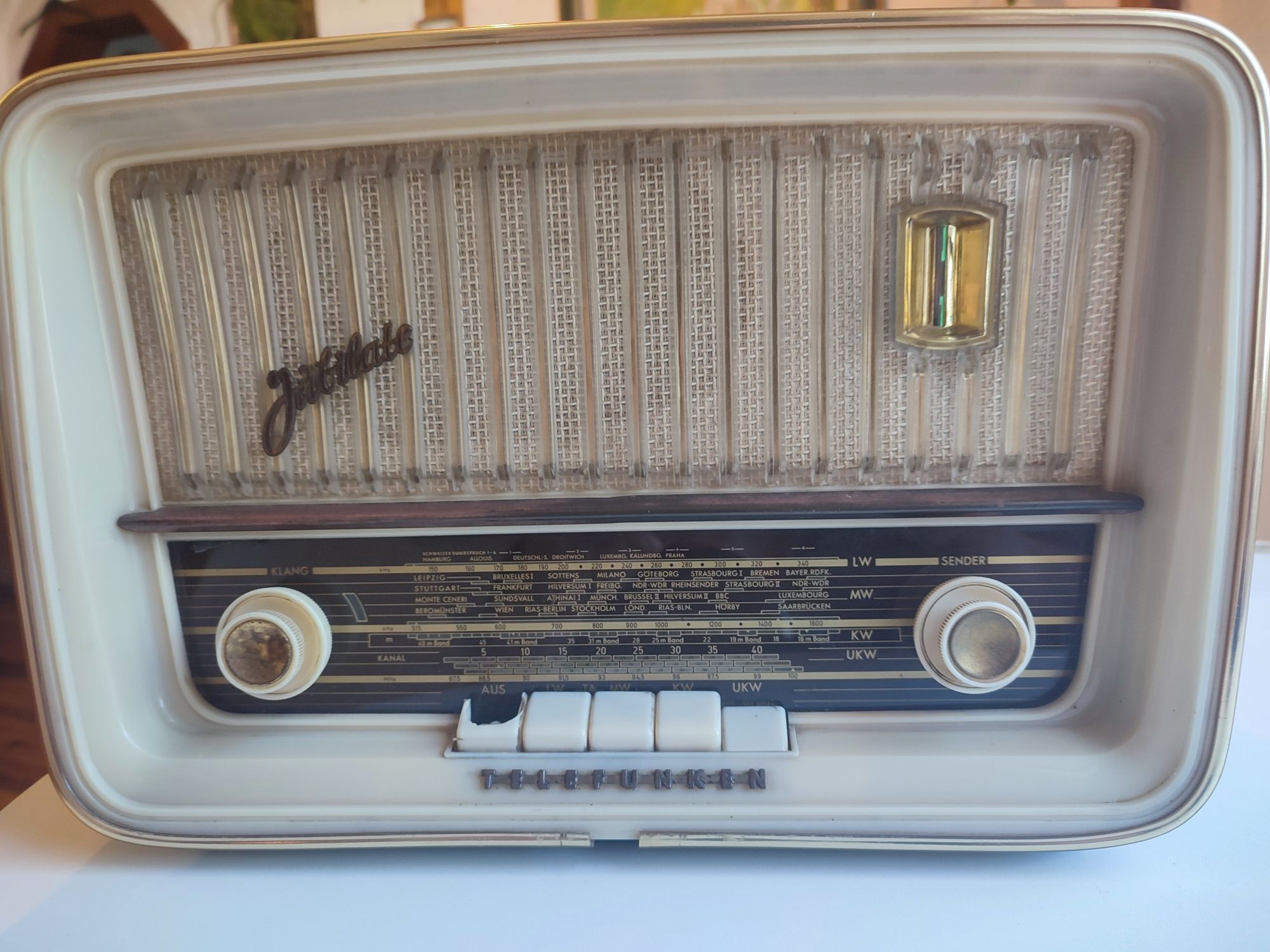 Retro stare Telefunken Jubilate 1161
