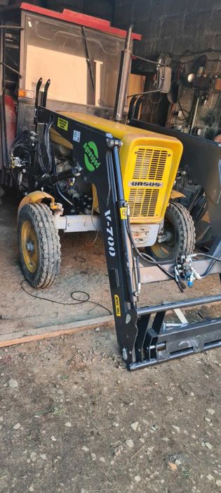 Ładowacz Agrosped V-700 Euroramka, f. pływająca