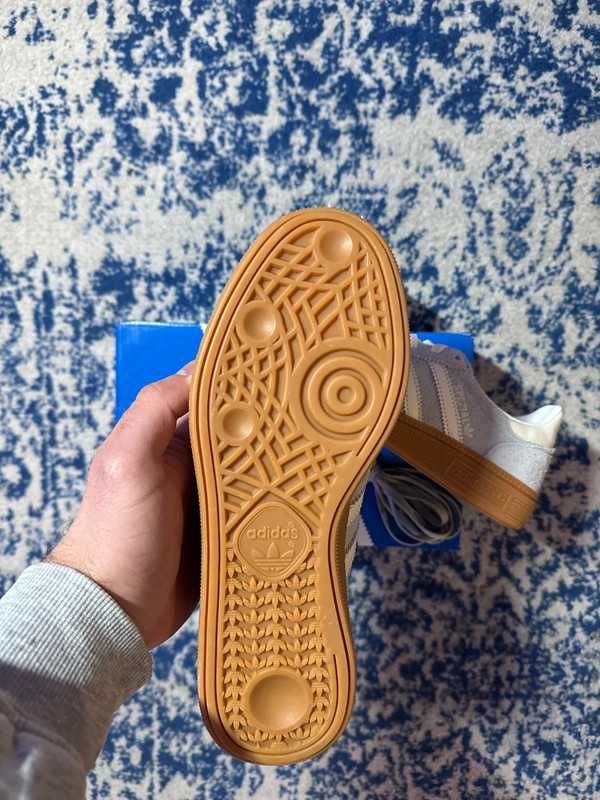 Adidas Handball Spezial woman beige.37.5