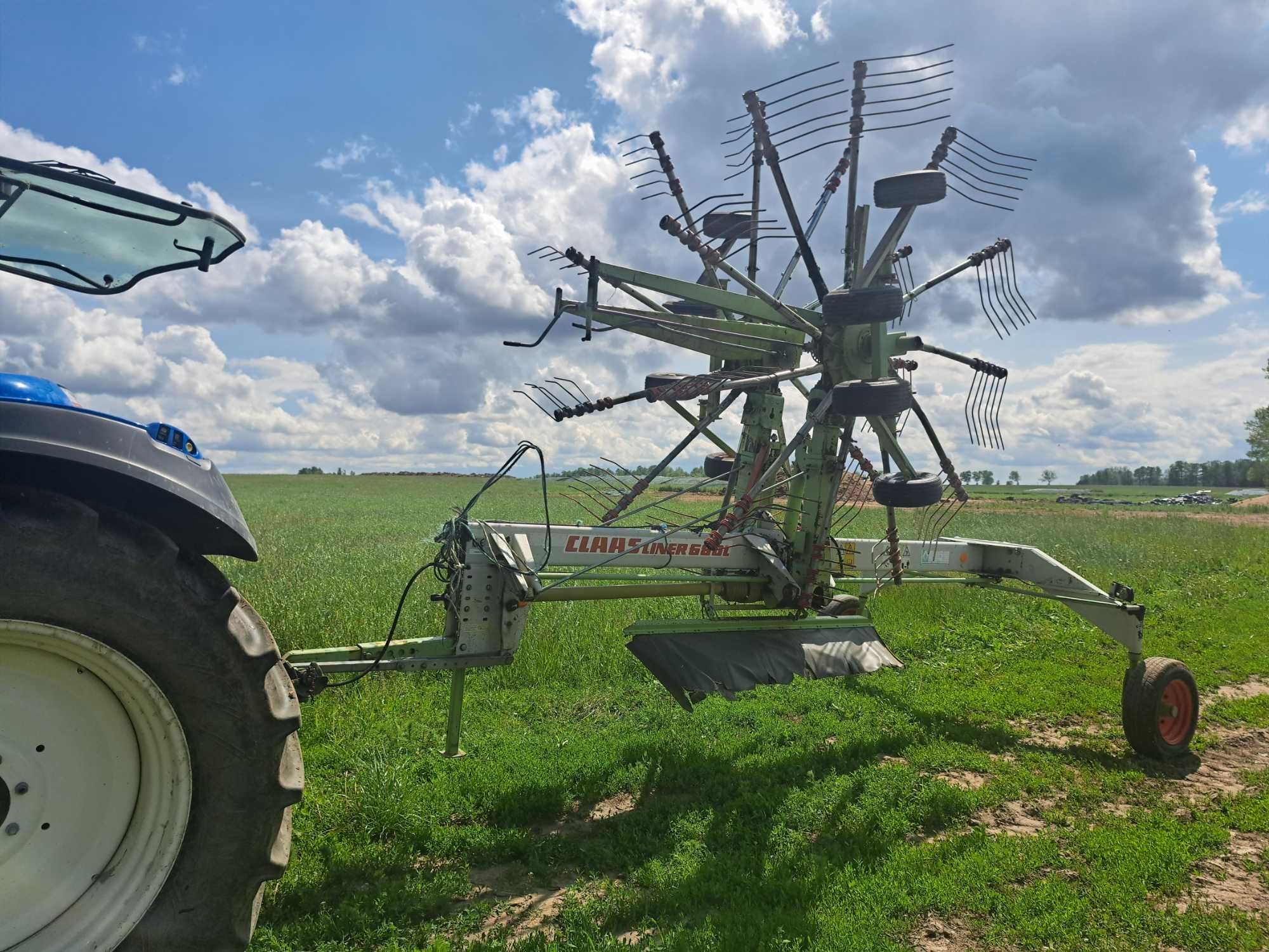 zgrabiarka  claas 680L/2010R nowszy typ/kuhn 7822