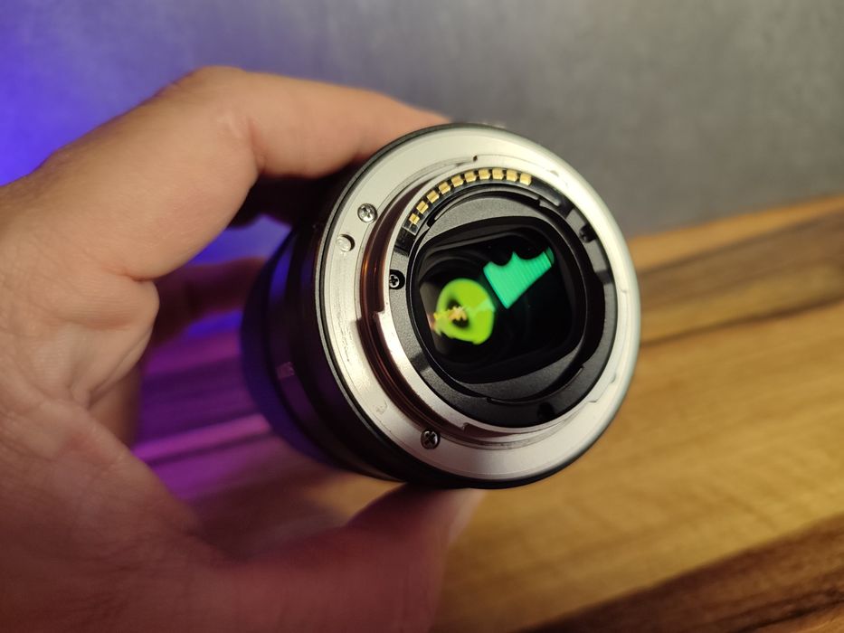 Об'єктив Sony FE 35 mm f/1.8 SEL35F18F