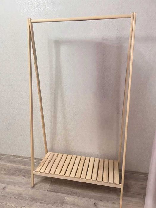 Вешалка напольная из дерева Вішалки стійки для одягу cтойка для одежды