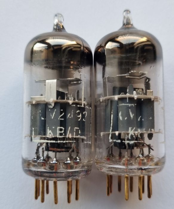 Lampy elektronowe Mullard CV2492/E88CC/6DJ8/6922