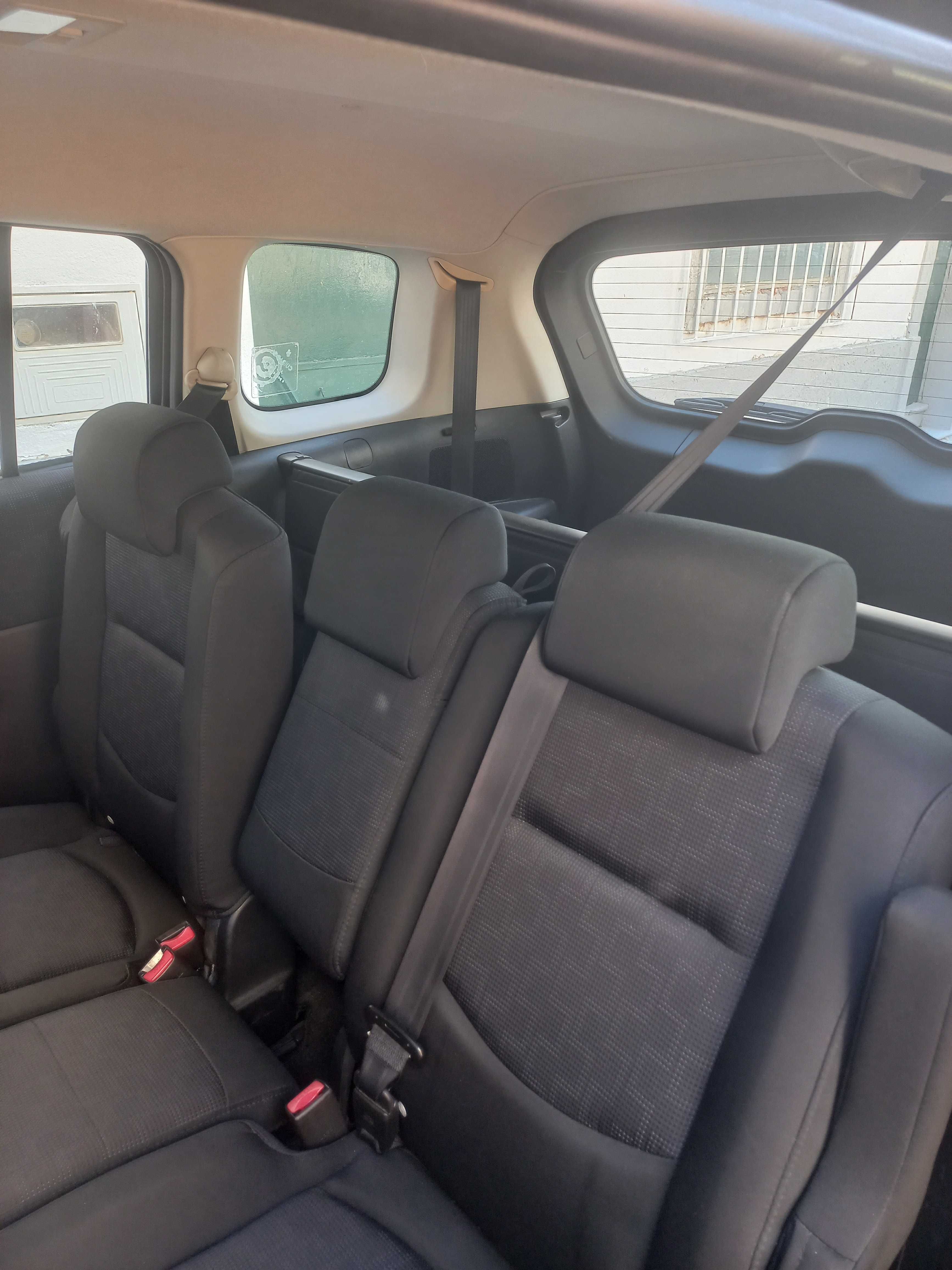Carrinha de 7 lugares Mazda