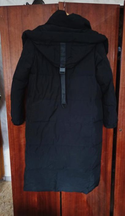 Довга жіноча куртка/пальто