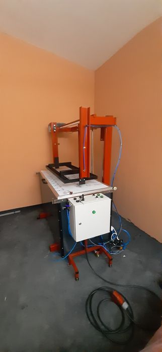 Tester szczelności głowic bloków silników spalinowych