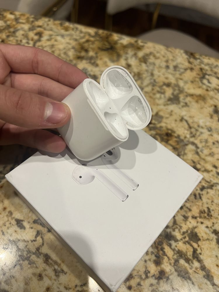 Air pods 2 Pudelko od sluchawek  orginalne