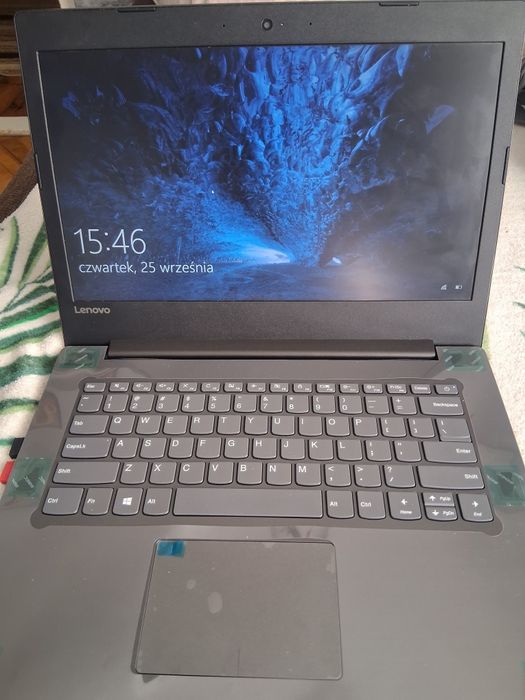 Lenovo idepad 320 14IKB intel core i5 8GB ram 256GB SSD Grafika Geforc