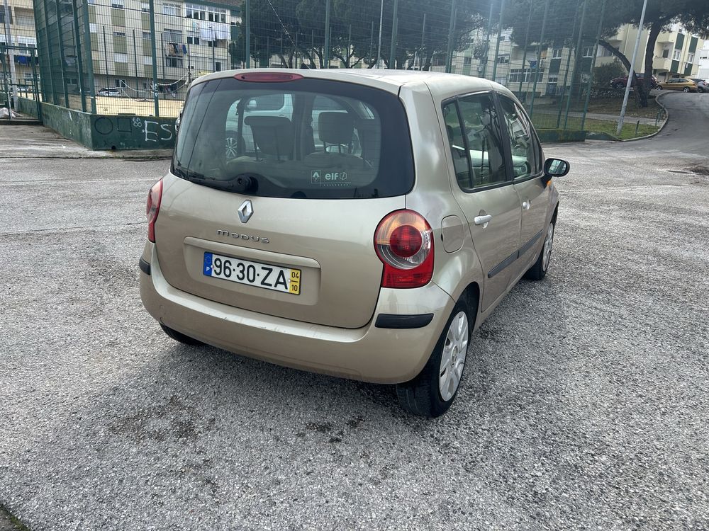 Renault Modus 2004