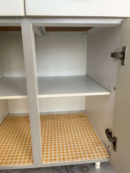 Armario com gavetas e estantes / Bancada  de cozinha
