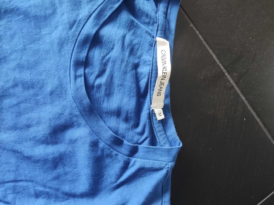 T-shirt Calvin Klein azul